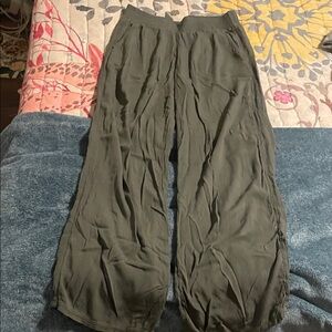 Three Dots Olive Wide Leg Pants